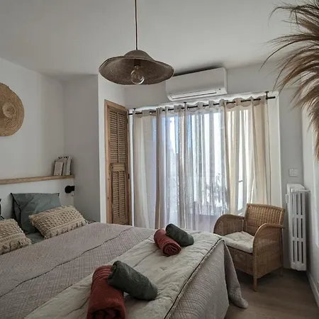 Lumineux Centre Appartement *